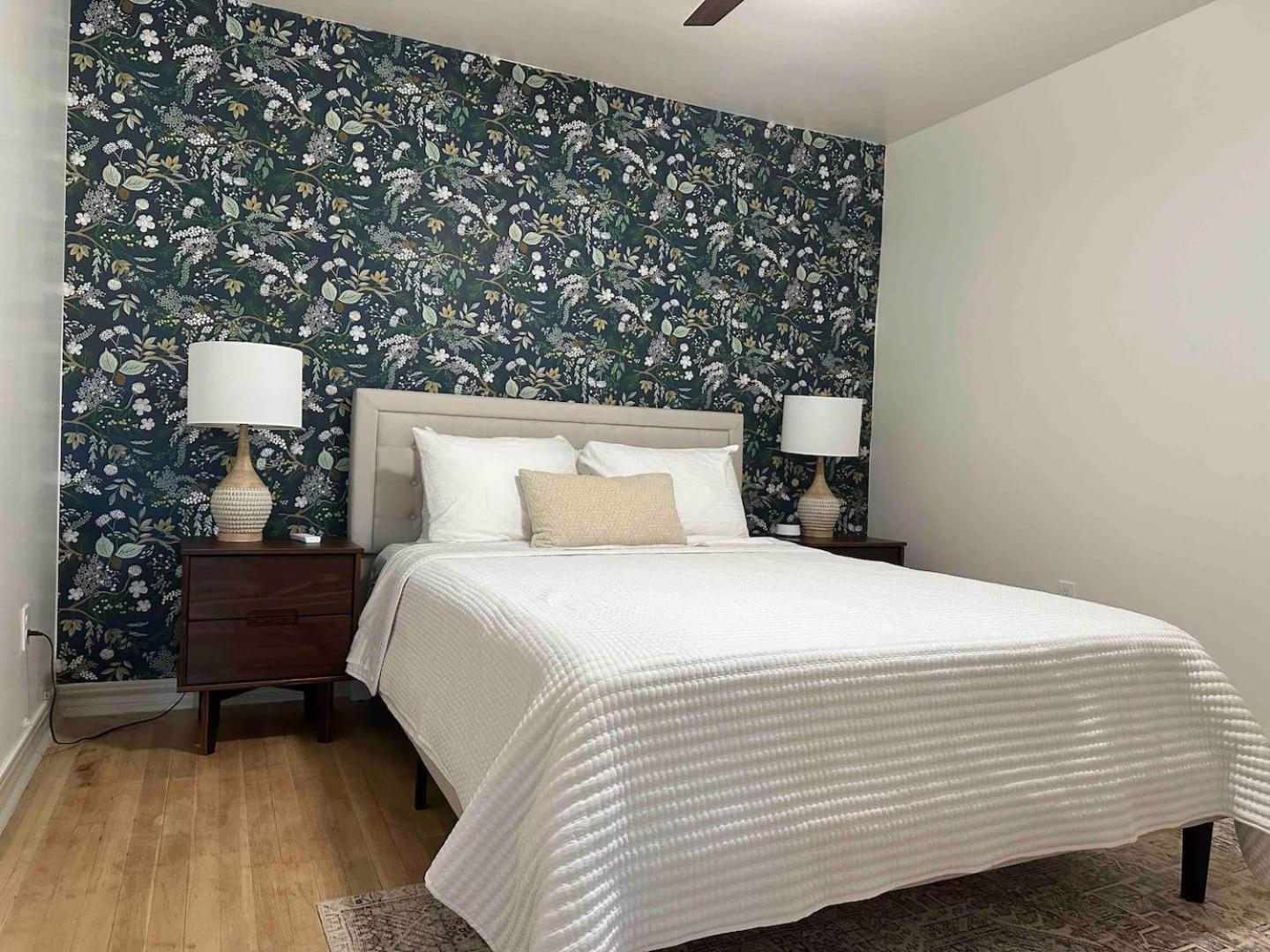Campus Cottage Kng Bed! Walk To Uco And Downtown エドモンド エクステリア 写真